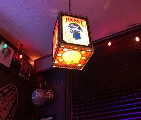 A brief survey of Savannah dive bars